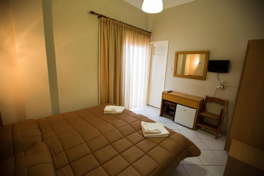 Hotel Niki Nafpaktos Chambre photo