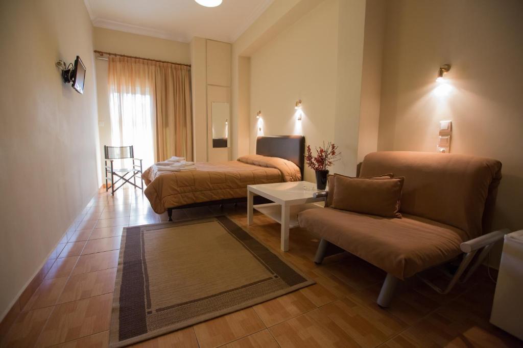 Hotel Niki Nafpaktos Chambre photo
